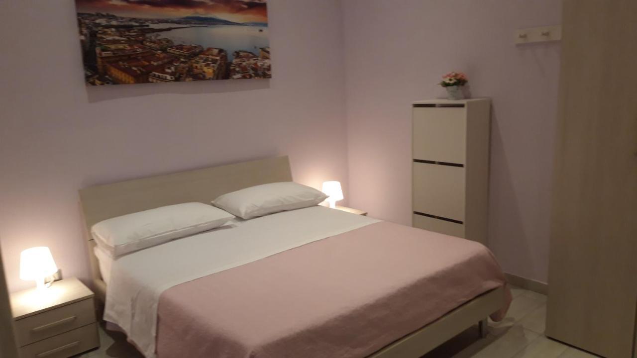 La Dimora Di Dora Apartment Napoli Bagian luar foto