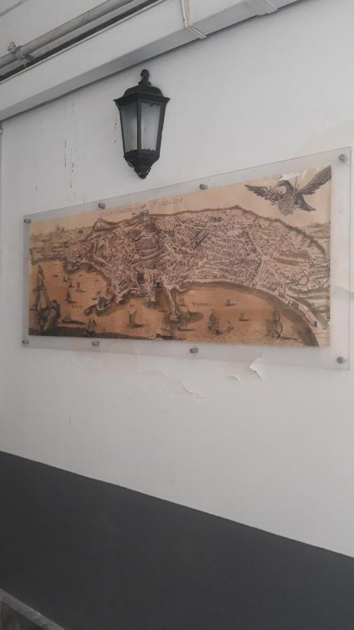 La Dimora Di Dora Apartment Napoli Bagian luar foto