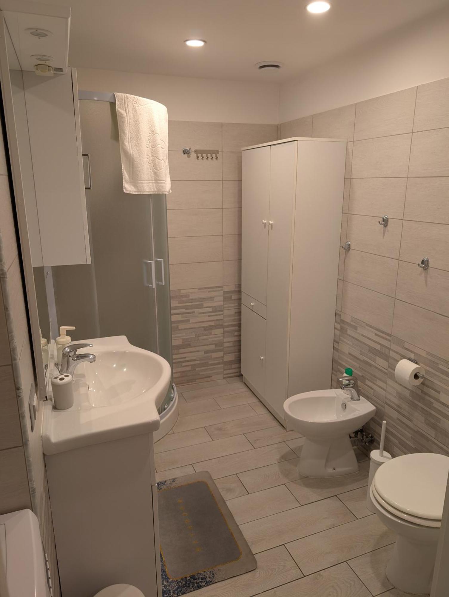 La Dimora Di Dora Apartment Napoli Bagian luar foto