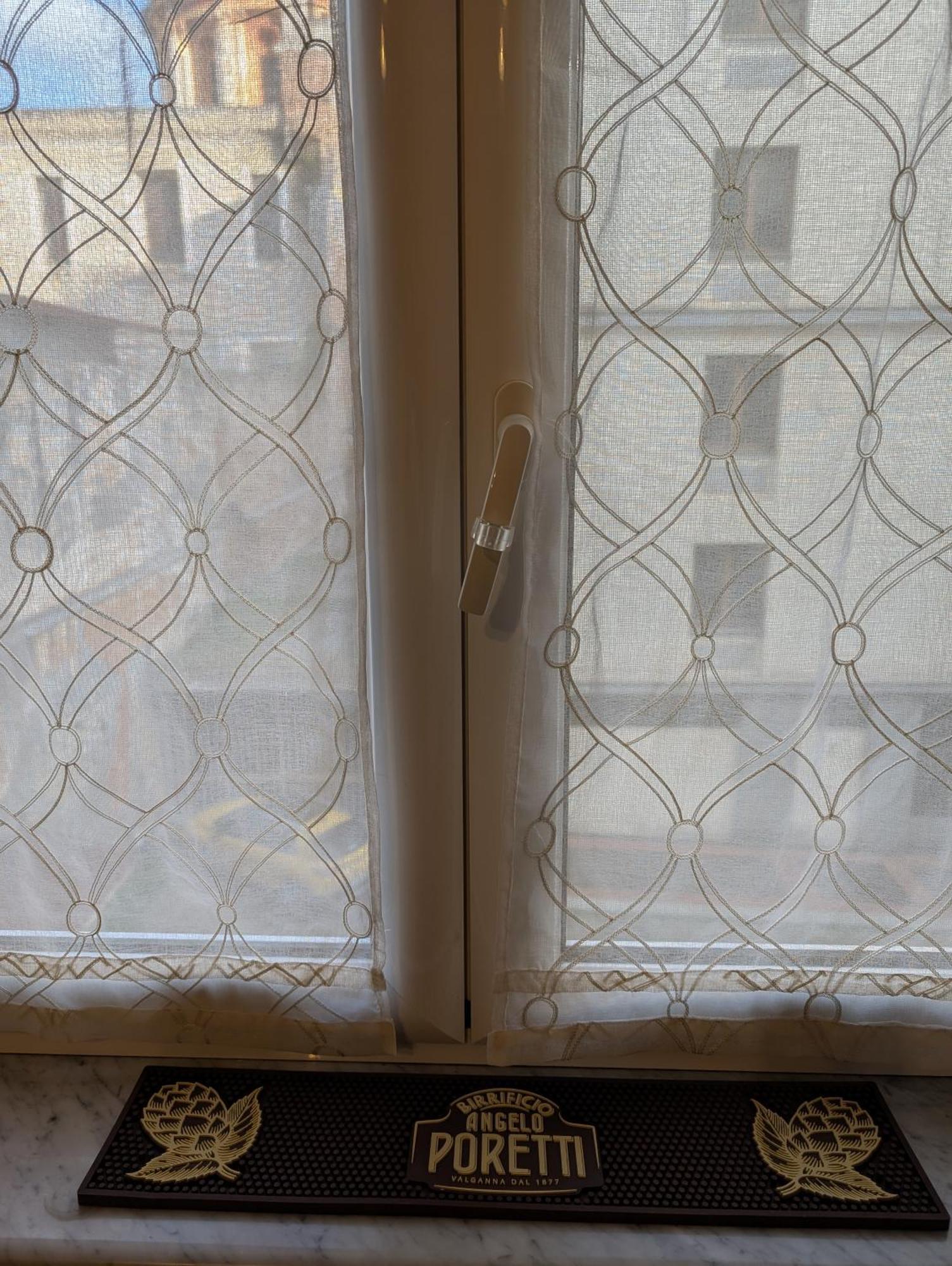 La Dimora Di Dora Apartment Napoli Bagian luar foto